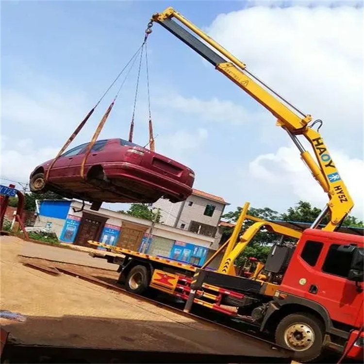 杭州拱墅吊车吊汽车的正确方法